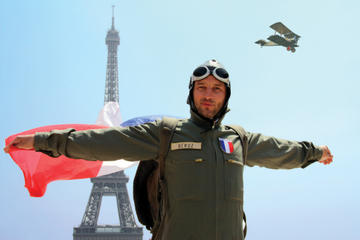 Skip the Line: Eiffel Tower Behind-the-Scenes Theatrical Tour