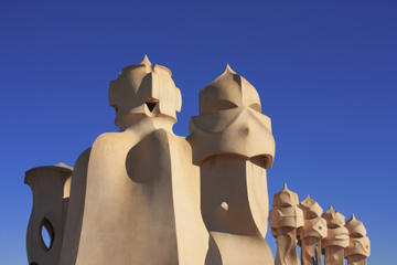 Skip the Line: Gaudi Tour of Casa Batlló and La Pedrera in Barcelona