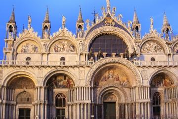 Skip the Line: St Mark's Square Highlights Tour