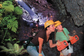 Small-Group Luxury Tour: Road to Hana and Ka'eleku Cavern Day Trip