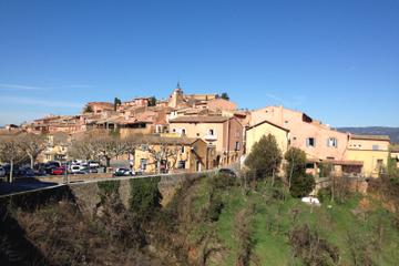Small-Group Tour of Provence Famous Hilltop Villages from Avignon