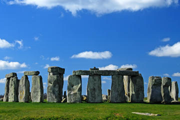 Small- Group Tour to Windsor, Stonehenge and Bath from London