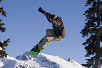 Snowbus from Vancouver plus Blackcomb Lift Ticket