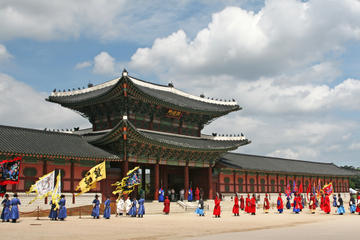 Soul of Seoul Small-Group Walking Tour