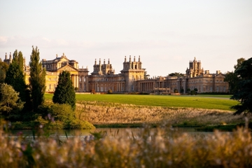 Southampton Shore Excursion: Post-Cruise Downton Abbey Village, the Cotswolds and Blenheim Palace Tour