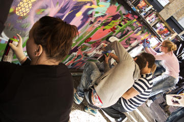 Street Art Walking Tour and Workshop in London