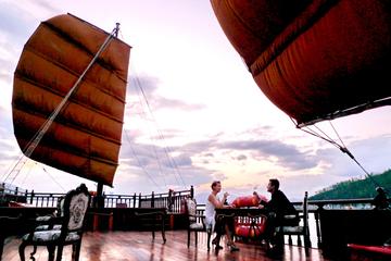 Sunset Cocktail and Dinner Cruise in Nha Trang