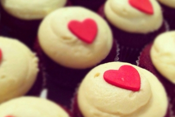 Sydney Food Tour: Cupcakes, Chocolate and Macarons