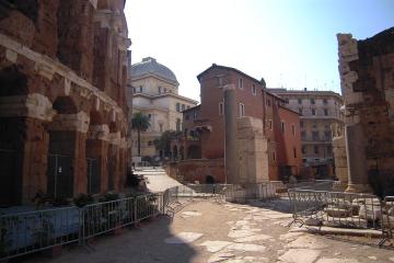 The Hearth of Rome and its Tresures: Full-Day Tour with Lunch
