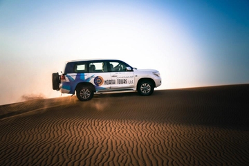 Thrilling Evening Desert Safai in Dubai