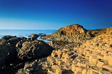 Titanic Visitor Experience and Giant's Causeway Day Trip from Dublin