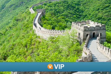 Viator VIP: Beijing's Forbidden City with Special Viewing of Treasure Gallery and the Great Wall Ruins at Badaling