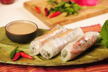 Vietnamese Cooking Class and Hoi An Ancient Town Walking Tour
