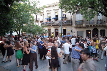 Walking Tour of Buenos Aires' Tango Hot Spots