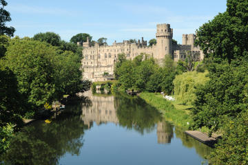 Warwick Castle, Oxford, Cotswolds and Stratford-upon-Avon Custom Day Trip