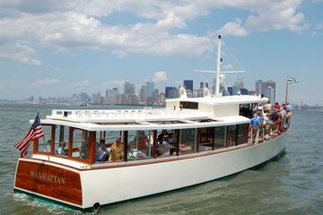 Wine and Cheese Pairing Class Aboard 1920s-Style Yacht