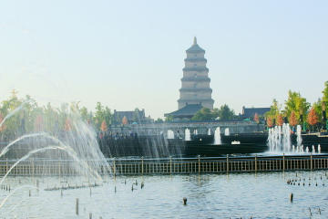 Xi'an Terracotta Warriors and Big Wild Goose Pagoda Bus Tour