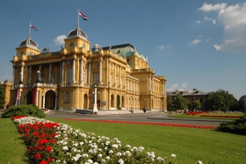 Zagreb Upper and Down Town Private Walking Tour